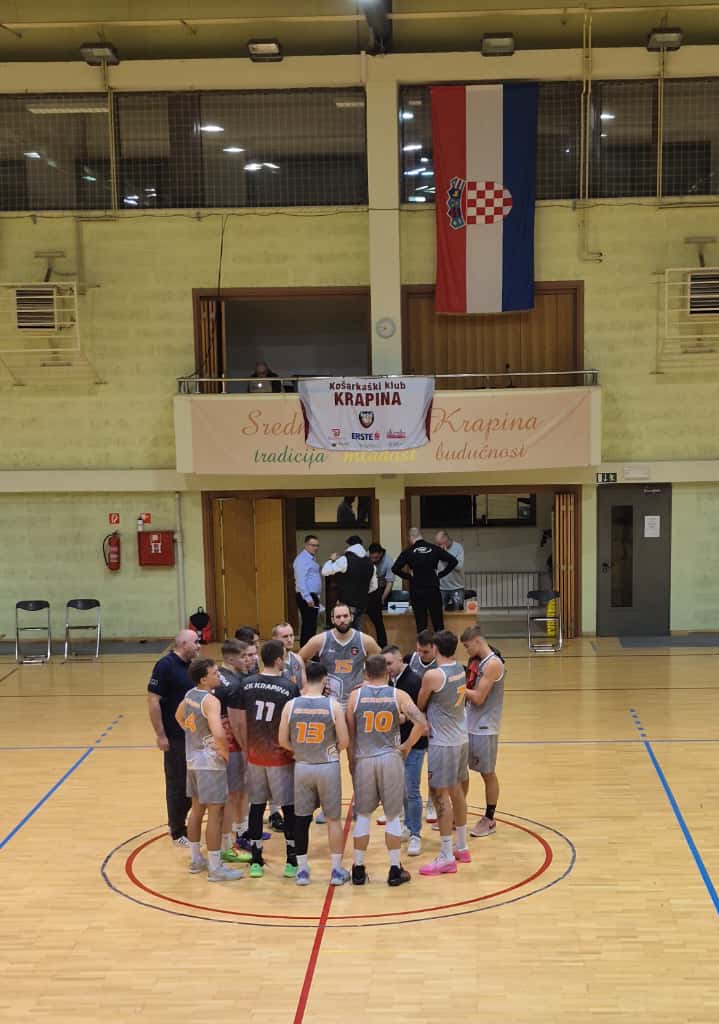 Seniori otvorili novu sezonu pobjedom!